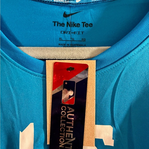 Nike MLB Philadelphia Phillies City Connect Dri-FIT Tee-NWT size XL - Picture 2 of 4